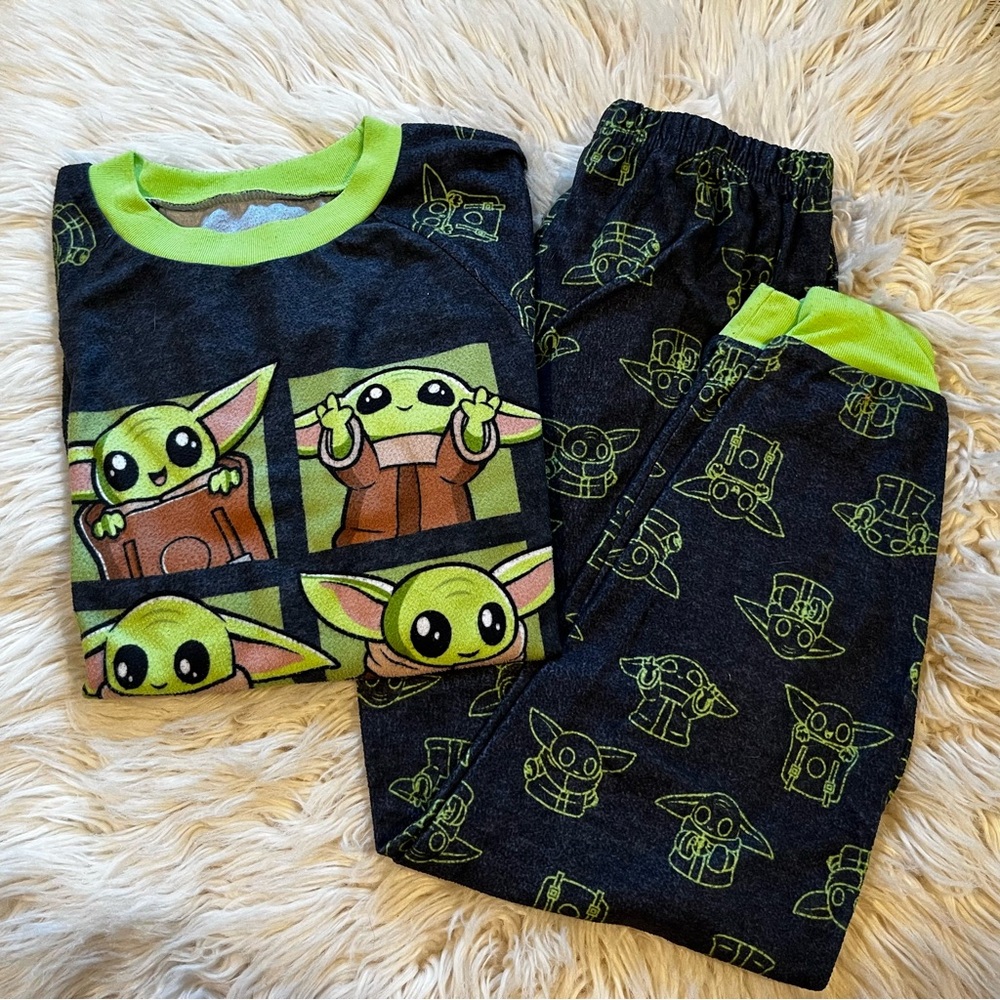 Star Wars Grogu Kids Pajamas with Green Character Print